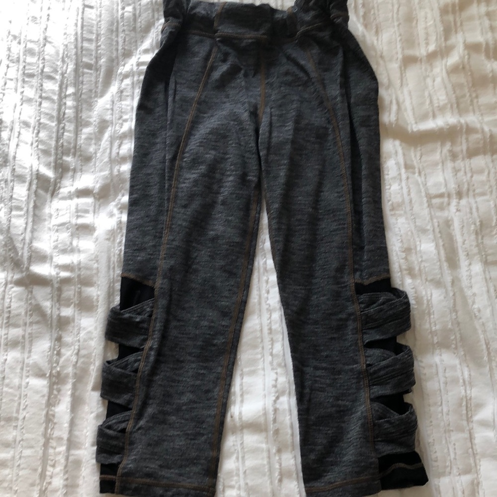 Athleta Girl Cropped Leggings